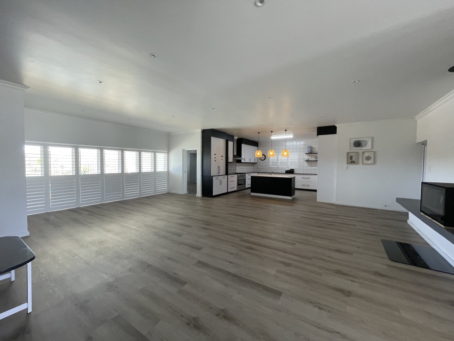 3 Bedroom Property for Sale in Country Club Western Cape